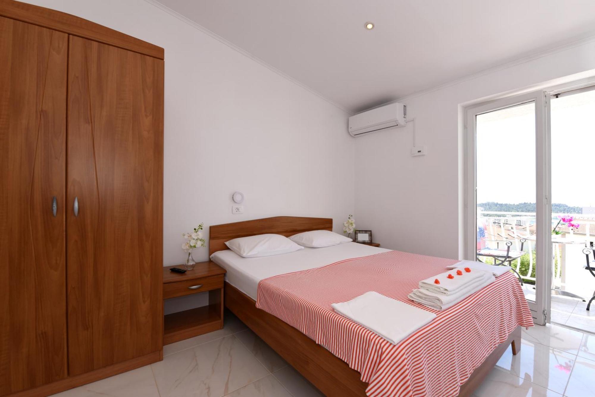 Makarska Sea View Rooms الغرفة الصورة